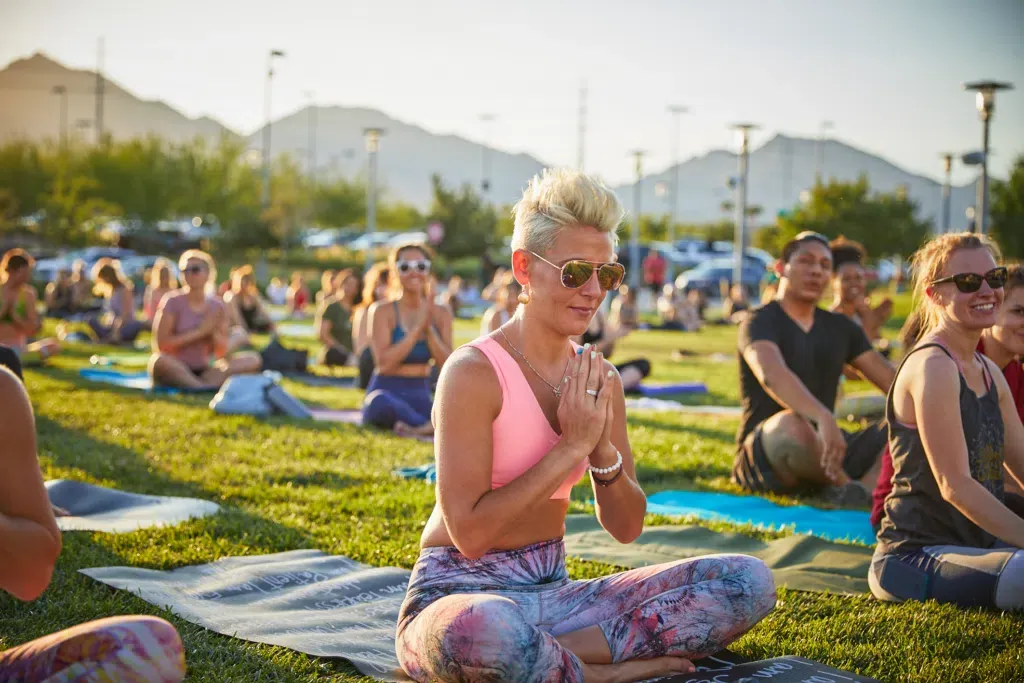🧙♀️ Witch rock | Yoga social | '60s swingers | Mac 'n' cheese bash | Garlic fest?! | Juneteenth | Card wizards