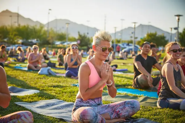 🧙‍♀️ Witch rock | Yoga social | '60s swingers | Mac 'n' cheese bash | Garlic fest?! | Juneteenth | Card wizards